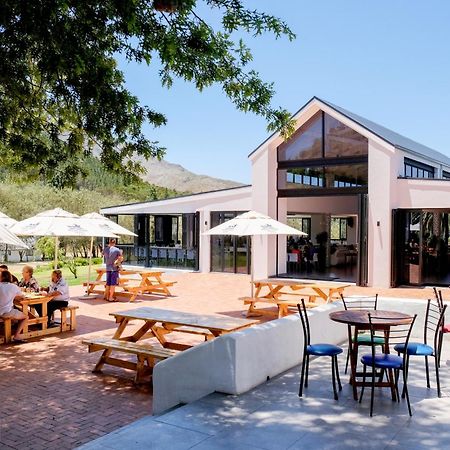 Houw Hoek Hotel Botrivier Exterior photo