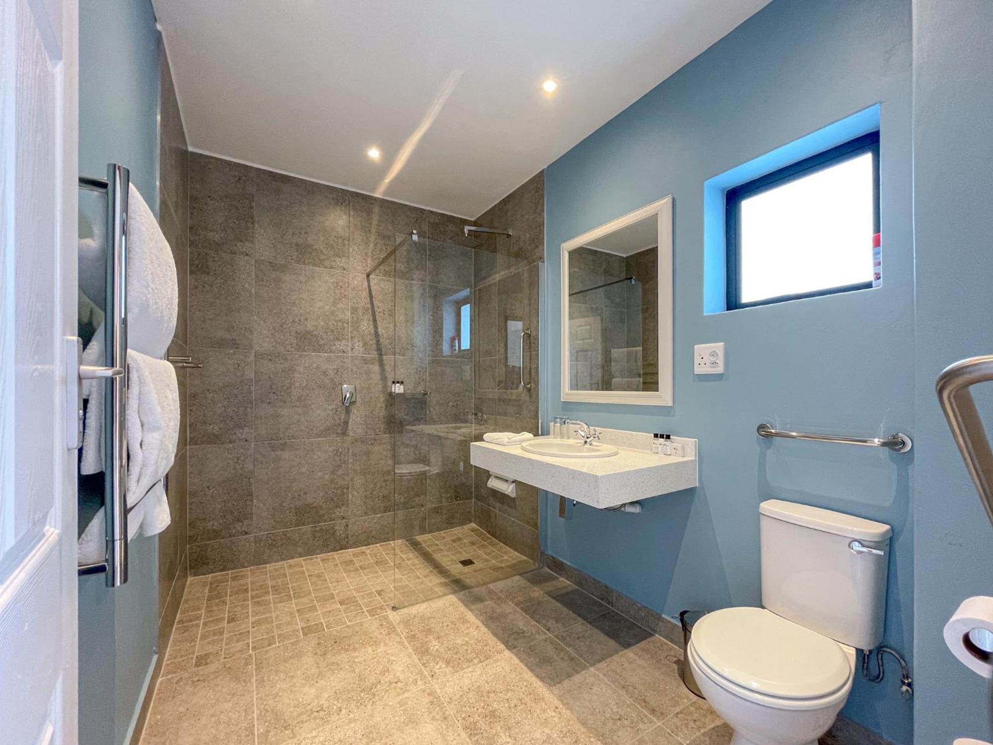 Houw Hoek Hotel Botrivier Room photo